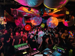 Whirl-y-Gig-No90-Live-2026-3-1